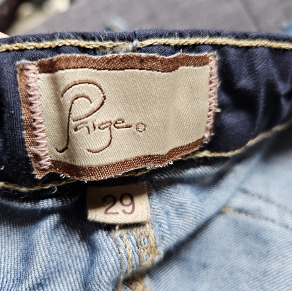 Paige size 29 inch waist low rise flare jeans has stretch - Canyon boot - Picture 8 of 9